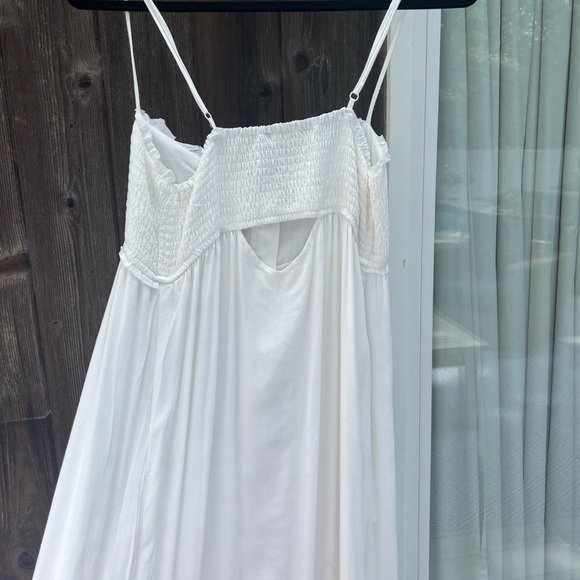 Pookie and Sebastian White Dress - Picture 5 of 6